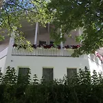 Foresta Apartman *